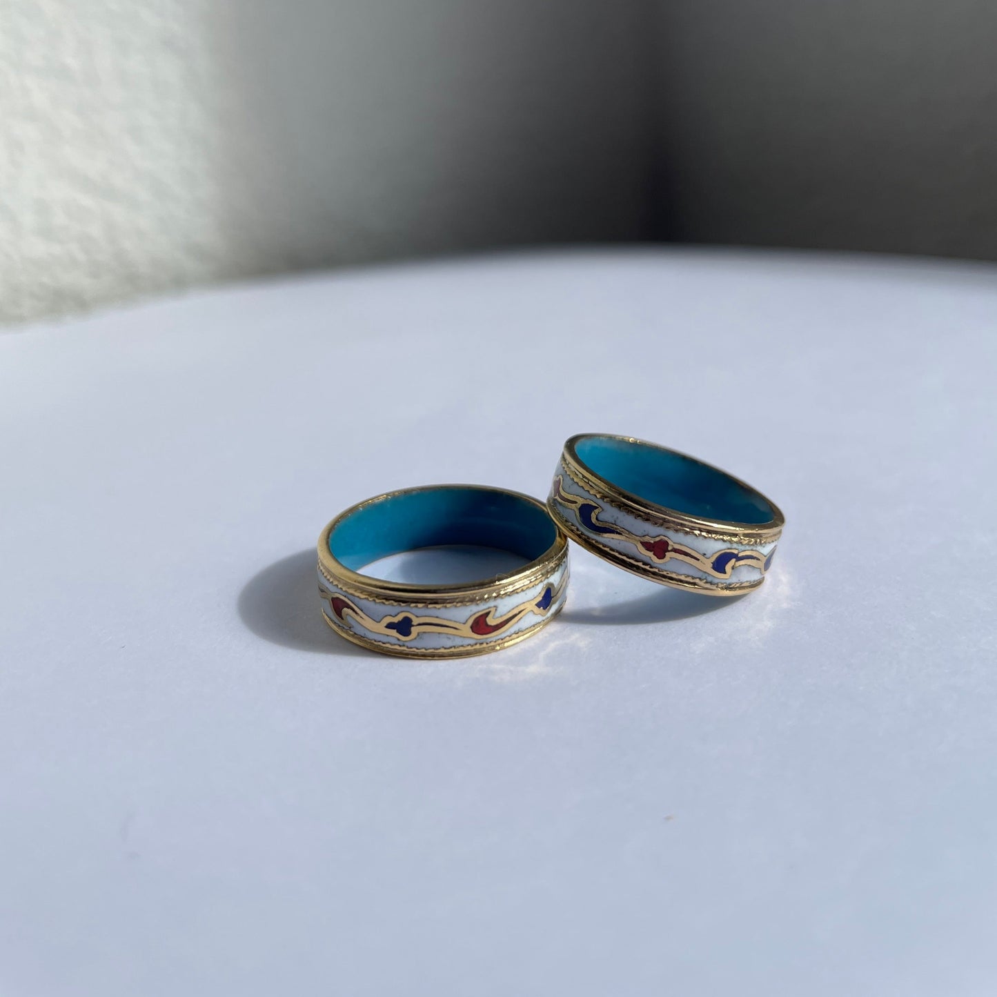 Chinese cloisonné enamel ring_white